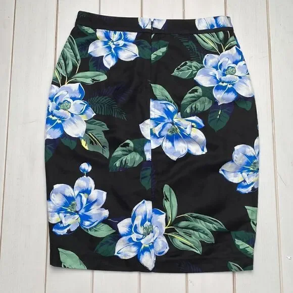 NWT Linen Blend Floral Pencil Skirt - Picture 6 of 12